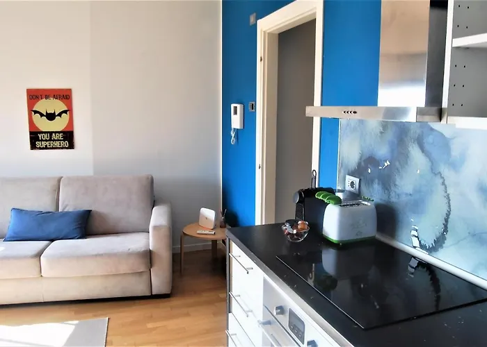 Modern & Bright Flat - 2 Min From The Sea Appartement *