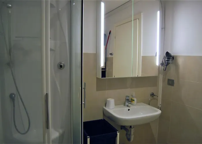 Modern & Bright Flat - 2 Min From The Sea Appartement *