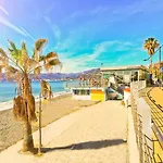 Modern & Bright Flat - 2 Min From The Sea Savona
