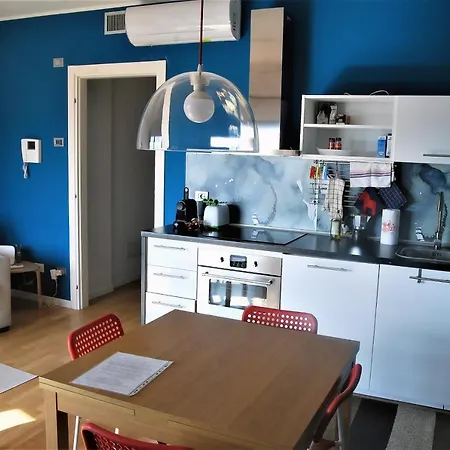 Modern & Bright Flat - 2 Min From The Sea Apartamento Savona