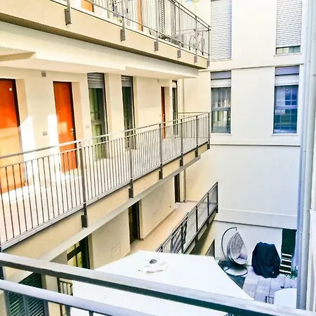 דירה Modern & Bright Flat - 2 Min From The Sea