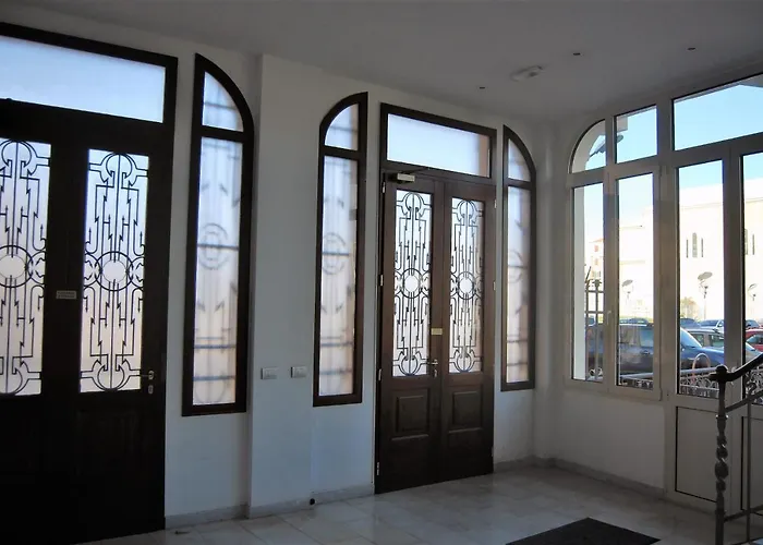 Apartman Modern & Bright Flat - 2 Min From The Sea